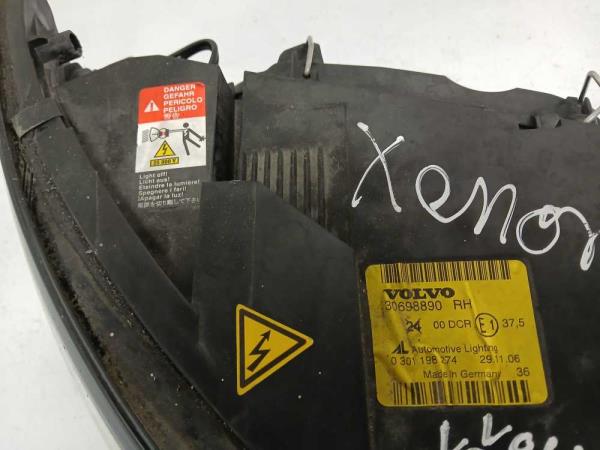 PHARE DROIT VOLVO V50 2004-2007  - Vue 3